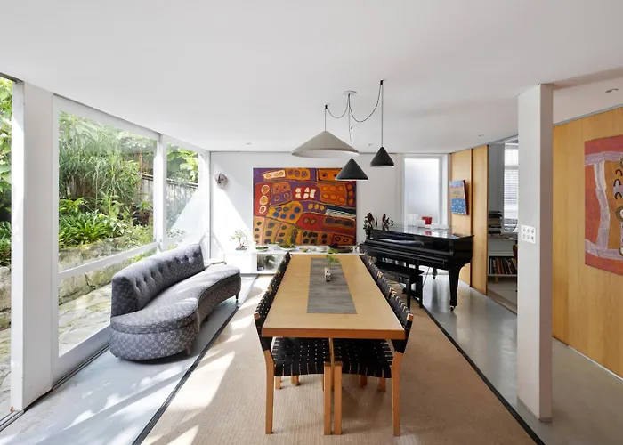 Lamr55B - Lamrock Avenue Charm